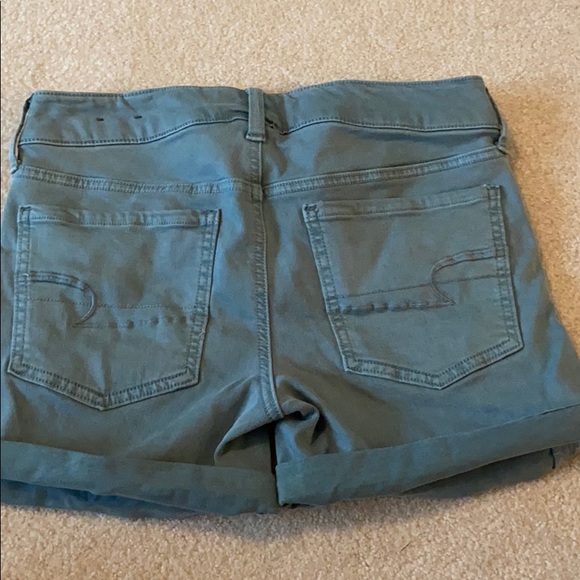 American Eagle Shorts - Picture 3 of 4